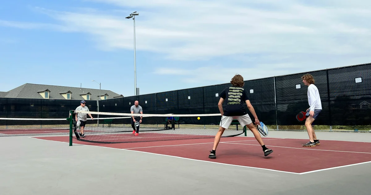 Le double au pickleball